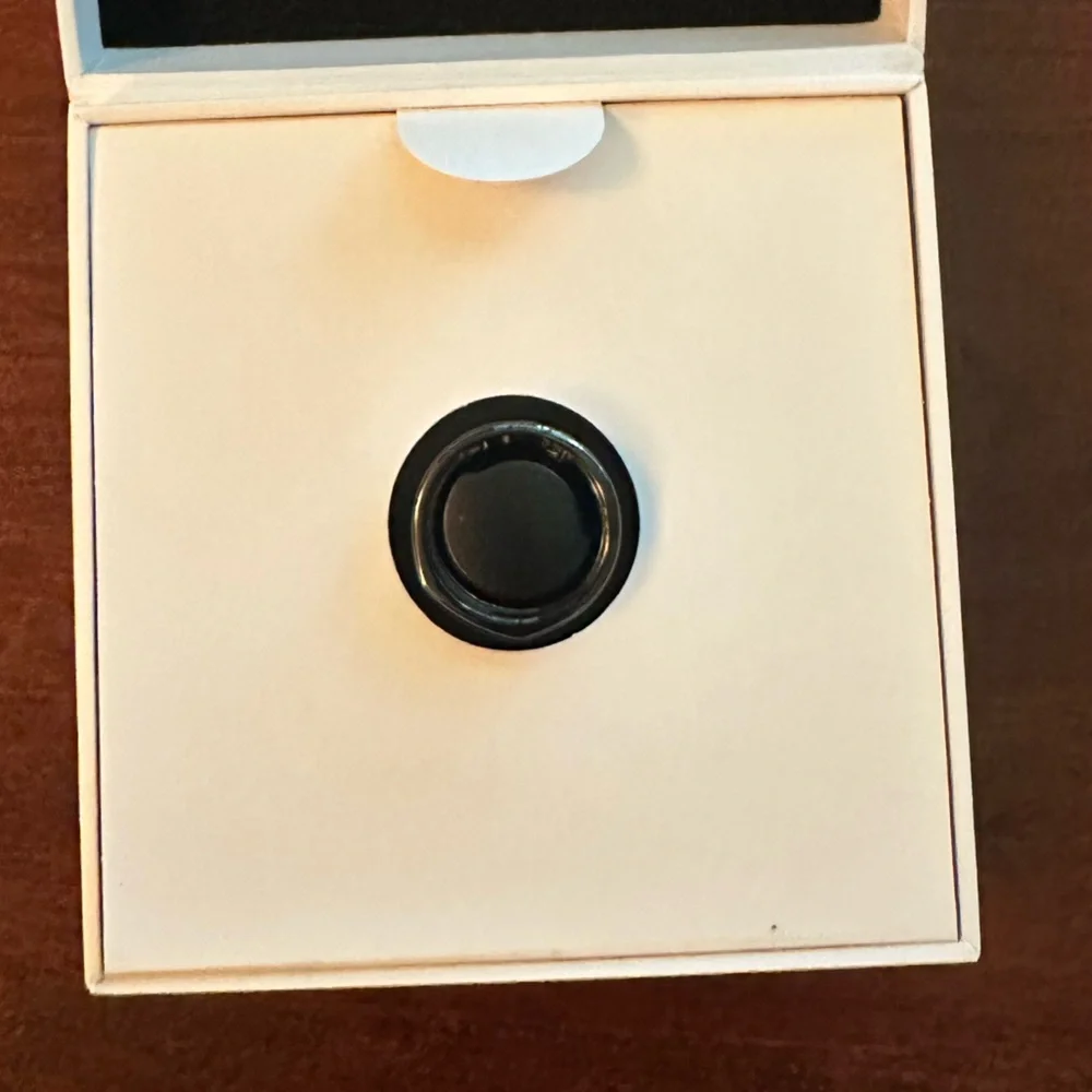Brand new - ŌURA Ring 3 size 9